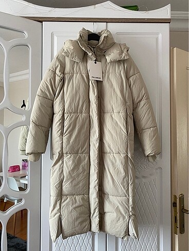 s Beden pull bear etiketli kaban