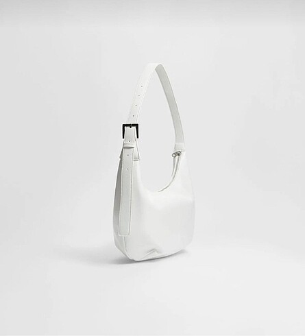 stradivarius etiketli çanta
