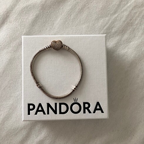 Beden Pandora pave kalp klipsli bileklik rose gold taşlı pembe altın k
