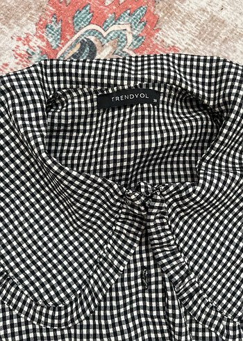 Düğmeli Uzun Kollu Gömlek - Görsel 4