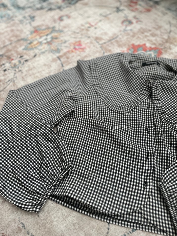 Düğmeli Uzun Kollu Gömlek - Görsel 5