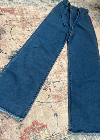 Kadın Mavi Bol Kesim Kemerli Denim Pantolon - Görsel 5