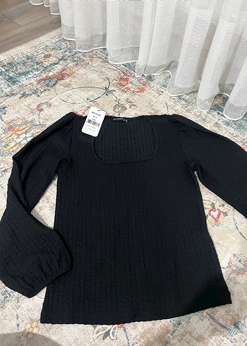 Siyah Bürümcük Uzun Kollu Bluz - Görsel 2