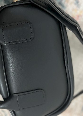 Tokalı Siyah Deri Kadın Çanta - Görsel 3