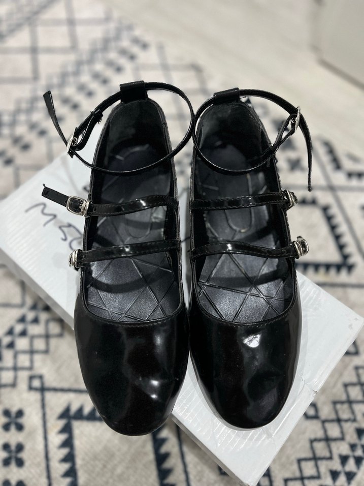 Siyah Kemerli Rugan Babet - Görsel 2