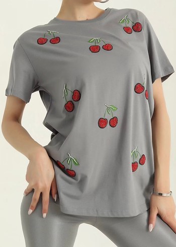 Kiraz Nakışlı Gri Kadın Tişört - Görsel 3