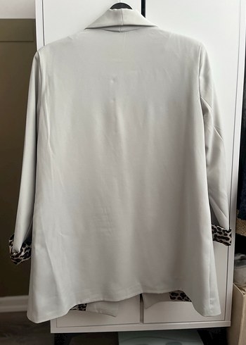 Leopar Desenli Gri Kadın Blazer Ceket - Görsel 5