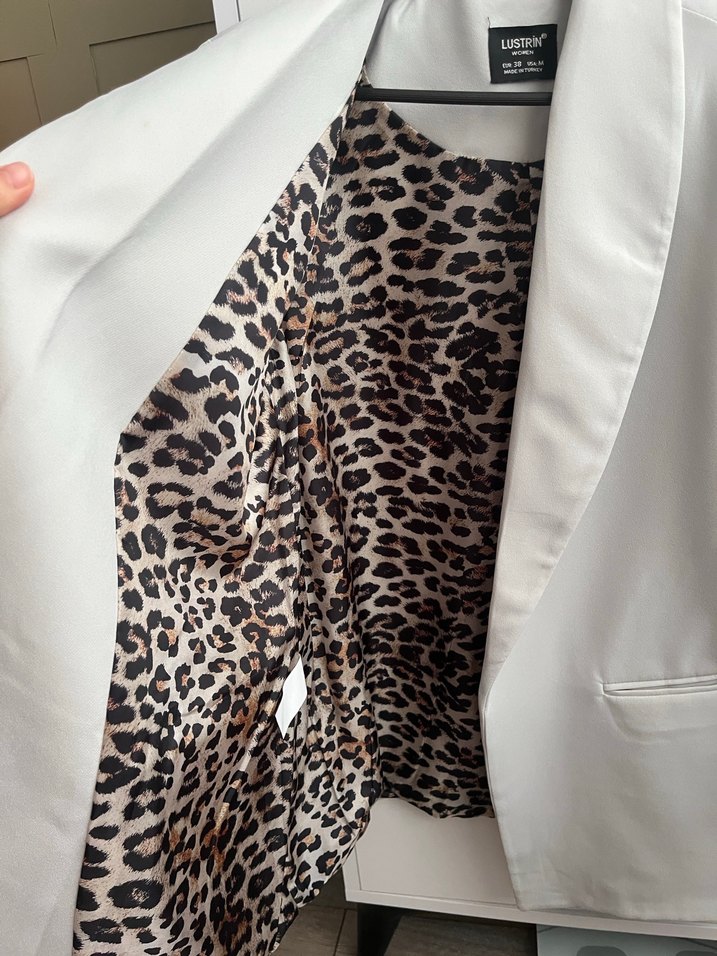 Leopar Desenli Gri Kadın Blazer Ceket - Görsel 3