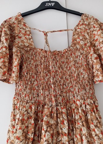 Bohem Tarzı Çiçek Desenli Mini Elbise - Görsel 3