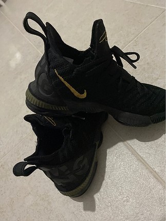 36 Beden siyah Renk Lebron 16 ım King