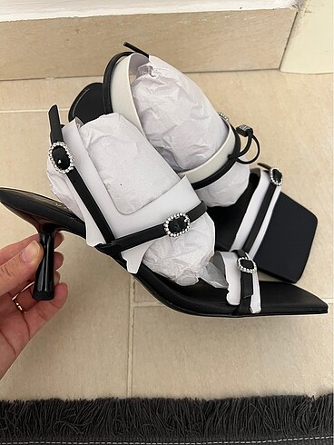 38 Beden Zara topuklu sandalet
