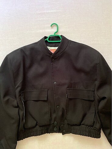 Quzu Zara model