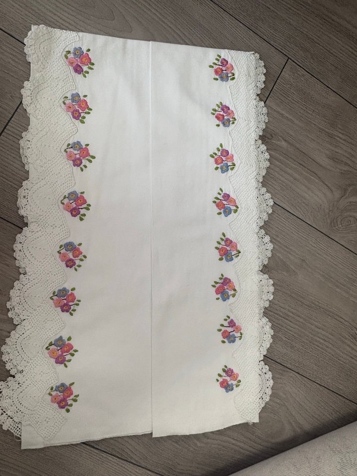 Kanaviçe yatak ucu - Görsel 2