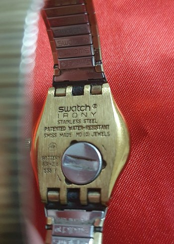 Beden Swatch Orijinal Altın Renkli Klasik Kadın Kol Saati
