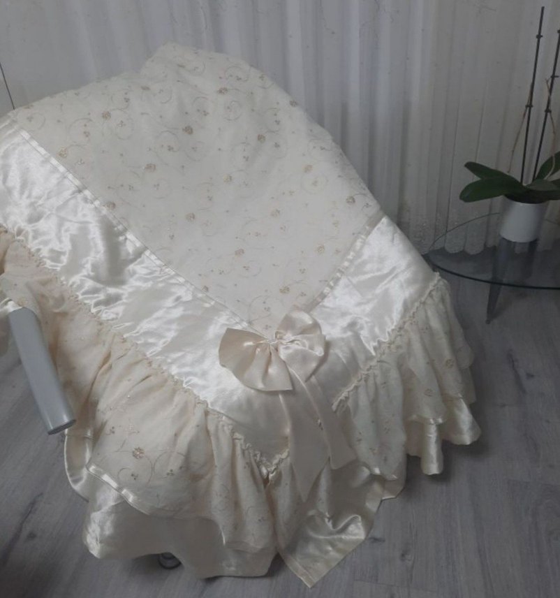 Çeyizlik İşlemeli Krem Rengi Yatak Örtüsü - Görsel 5