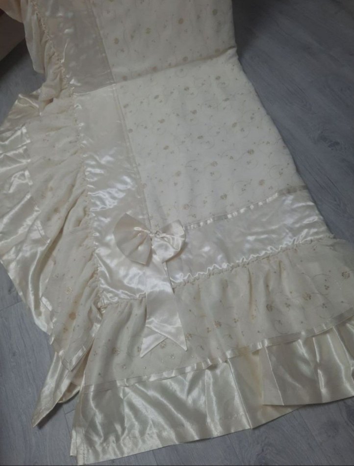 Çeyizlik İşlemeli Krem Rengi Yatak Örtüsü - Görsel 3