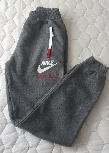 Nike l