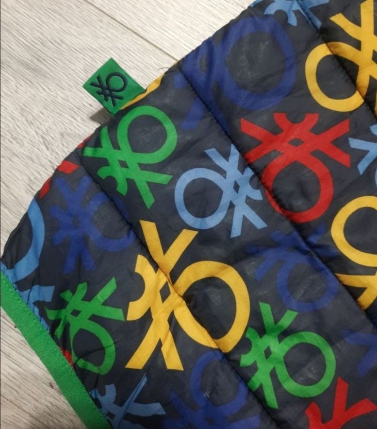 Benetton Renkli Kapüşonlu Erkek Çocuk Mont - Görsel 4