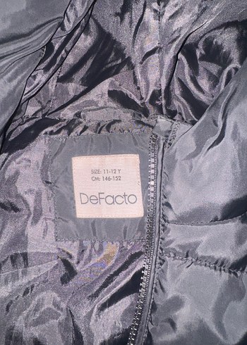 Siyah Kapüşonlu Fermuarlı Ceket - Görsel 3