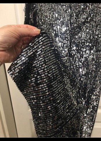 Siyah Payetli Uzun Kollu V Yaka Elbise - Görsel 4