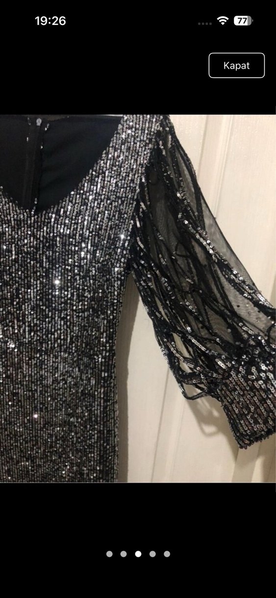 Siyah Payetli Uzun Kollu V Yaka Elbise - Görsel 2