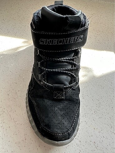 Skechers su geçirmez bot