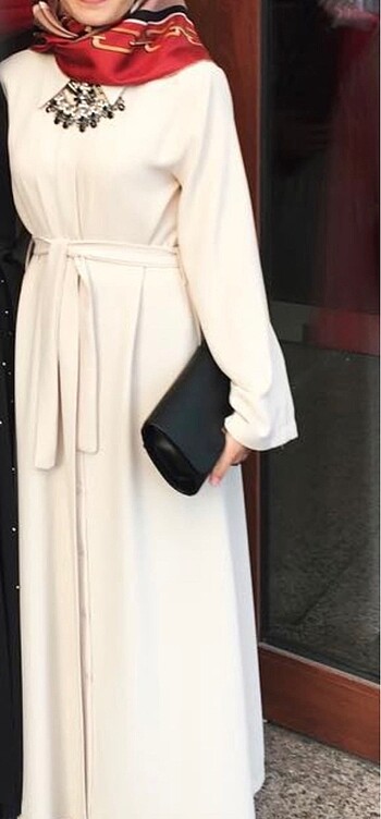 Abaya ferace (Kadriye Baştürk)