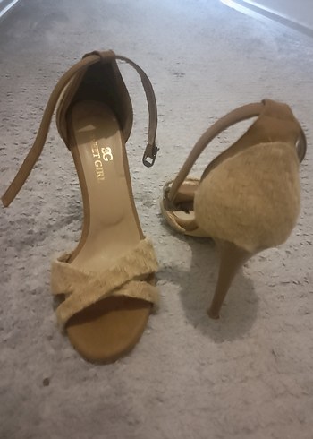 Bej Süet hasır detaylı Topuklu Kadın ayakkabı - Görsel 4