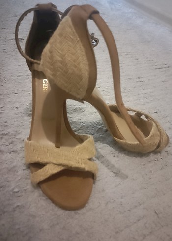 Bej Süet hasır detaylı Topuklu Kadın ayakkabı - Görsel 3