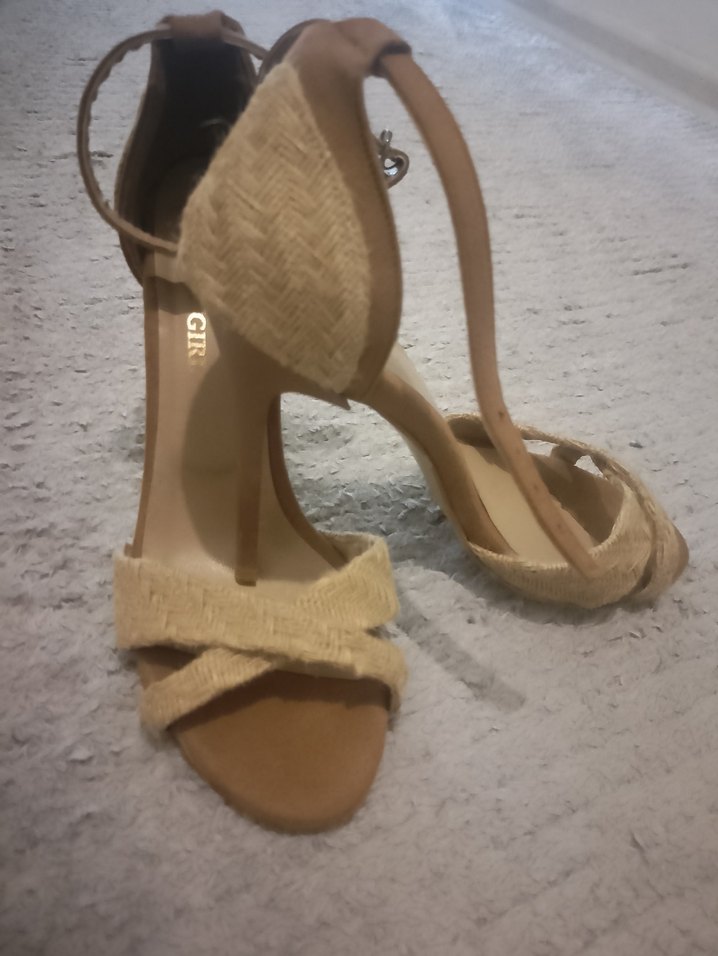 Bej Süet hasır detaylı Topuklu Kadın ayakkabı - Görsel 3