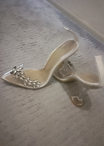 Beyaz Taşlı Stiletto Cam Topuklu Abiye Ayakkabı - Görsel 7