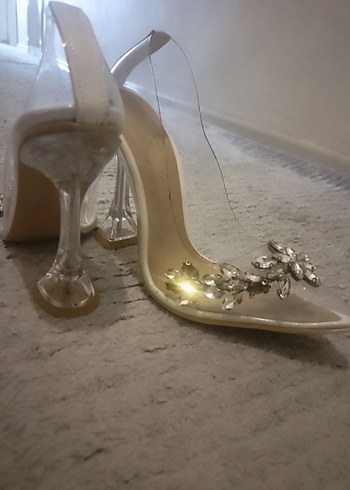 Beyaz Taşlı Stiletto Cam Topuklu Abiye Ayakkabı - Görsel 2