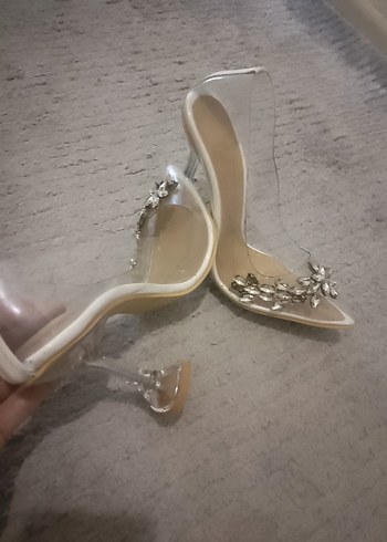 Beyaz Taşlı Stiletto Cam Topuklu Abiye Ayakkabı - Görsel 8