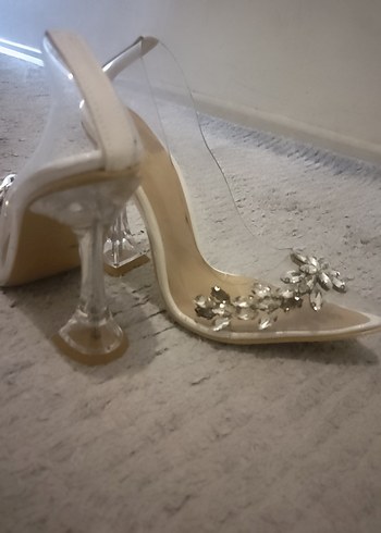 Beyaz Taşlı Stiletto Cam Topuklu Abiye Ayakkabı - Görsel 3