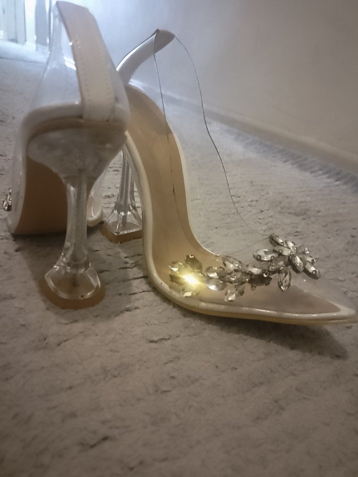 Beyaz Taşlı Stiletto Cam Topuklu Abiye Ayakkabı - Görsel 2