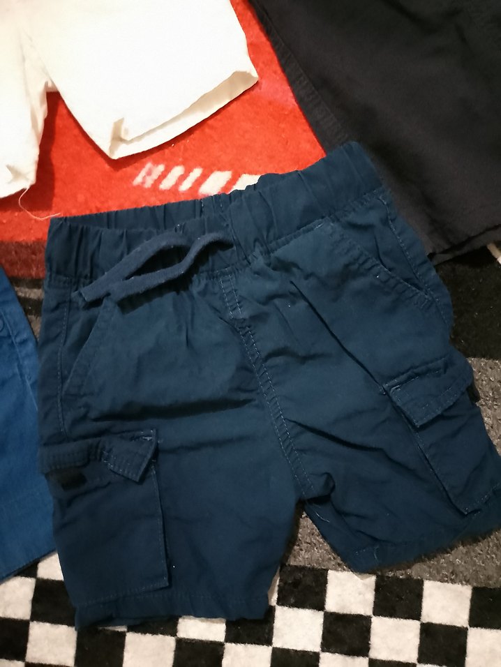 Renkli Pamuklu Erkek Çocuk Şortları 6/9 9/12 ay aralığı bedenler - Görsel 5