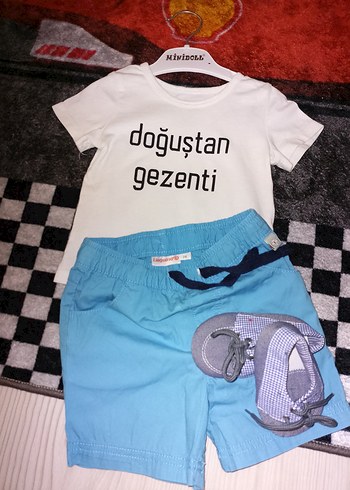 Mavi Şortlu Erkek Bebek Kısa Kollu Takım 2 adet ayakkabı ile - Görsel 3