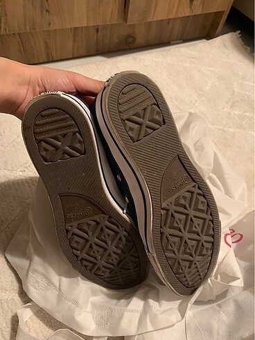 40 Beden Converse ayakkabı