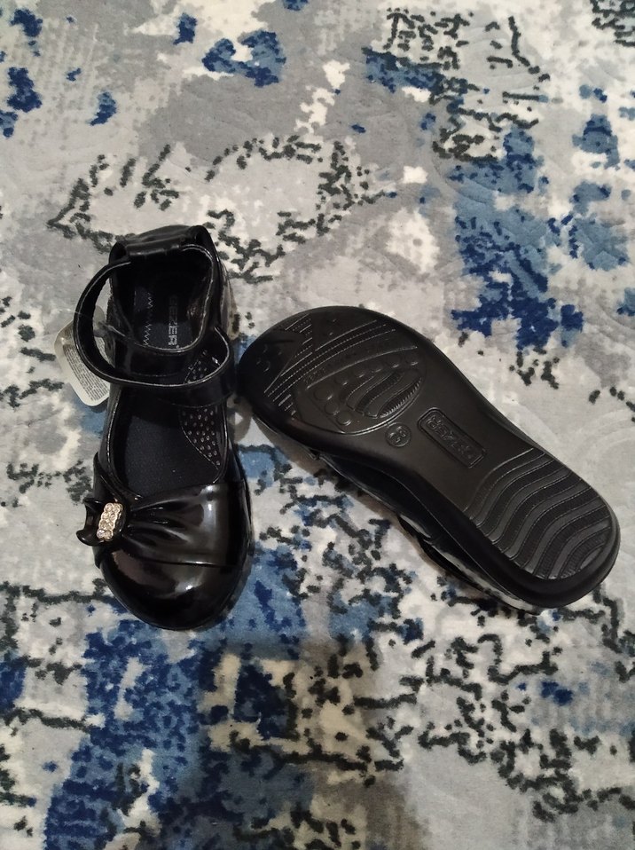 Kız Çocuk Siyah Bağcıklı Gotik Babet - Görsel 3