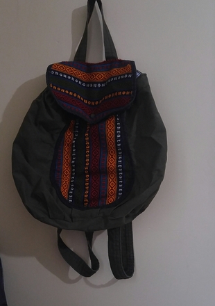 etnik desenli el yapımı sırt çantası