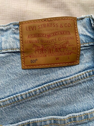 26 Beden Levis 501 Jean