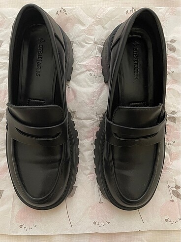 37 Beden Stradivarius Loafer/Makosen