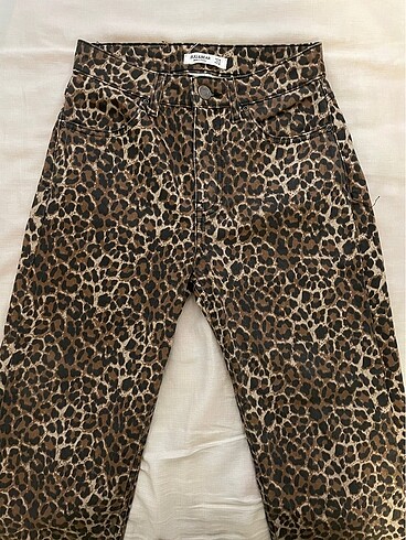 Leopar Straight Fit Jean