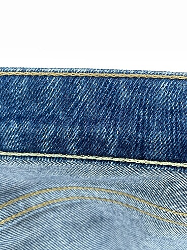 26 Beden mavi Renk Levis Jean / Kot %70 İndirimli.