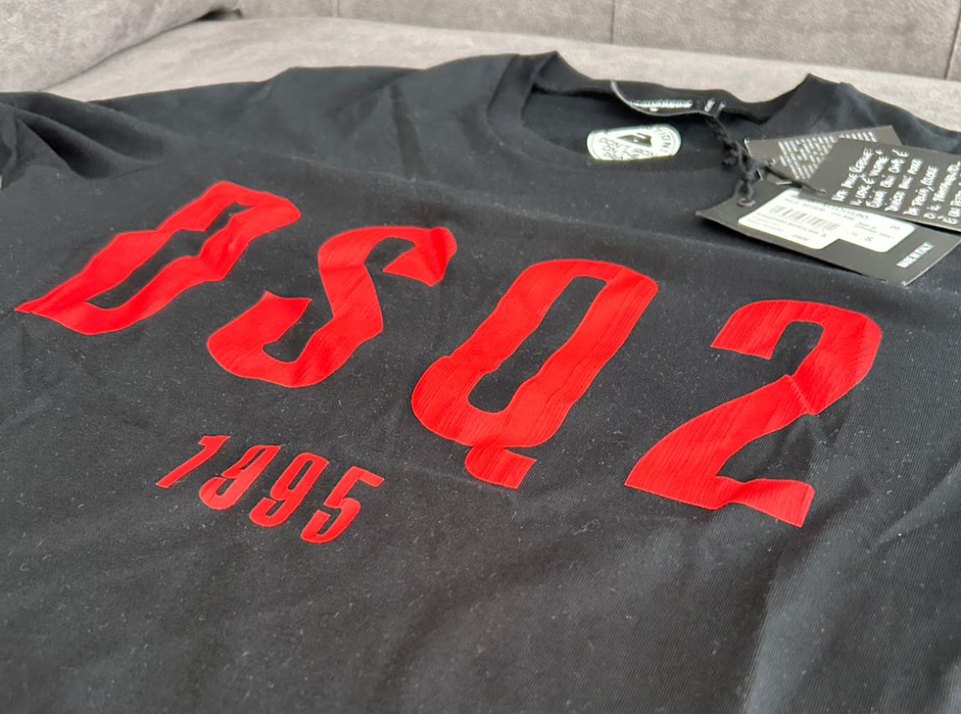 DSQ2 Siyah Baskılı Erkek Tişört - Görsel 2