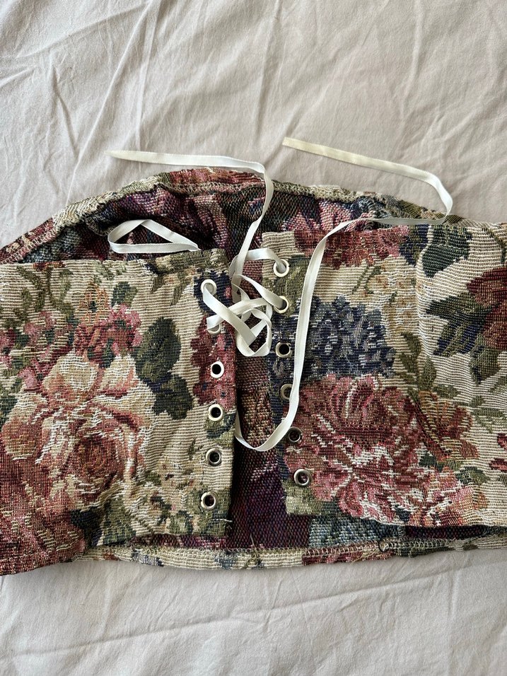 Çiçek Desenli Çok Renkli korse - Görsel 2