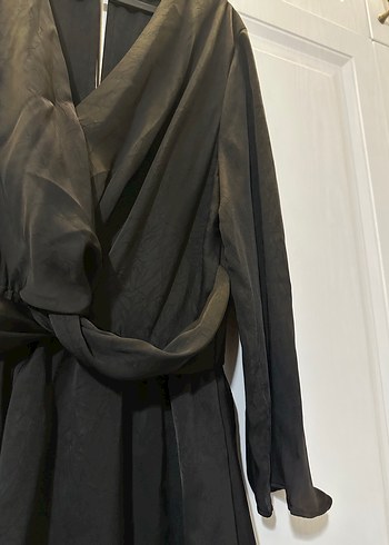 Stradivarius V Yakalı Tulum - Görsel 4