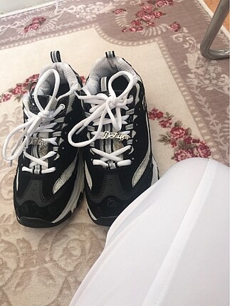 Skechers Spor Ayakkabı
