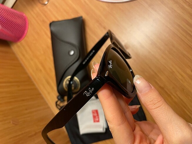  Beden siyah Renk Rayban güneş gözlüğü