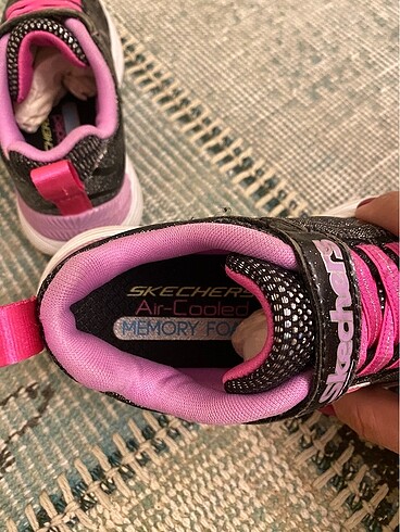 Skechers Skechers yenisinden farksız memory foam kız çocuk spor ayakkabı